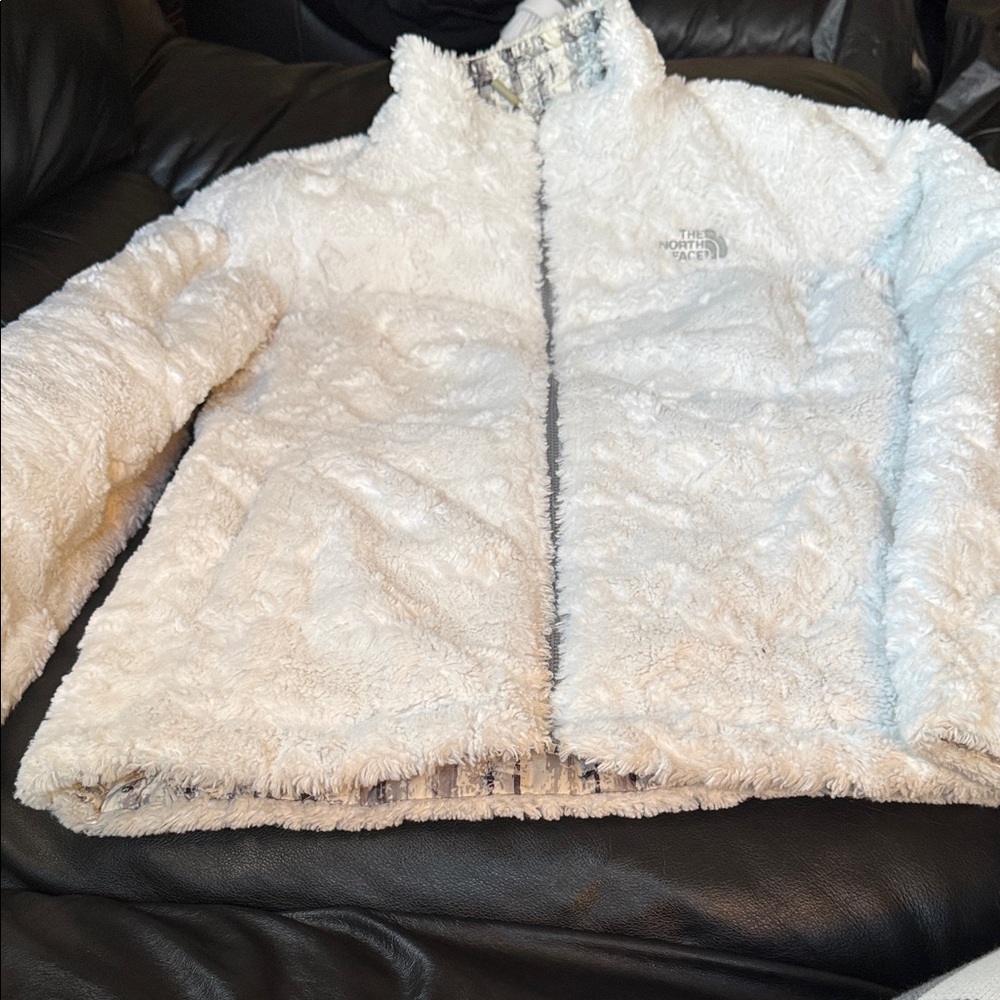 The North Face Women's Reversible Cream Teddy Jacket
